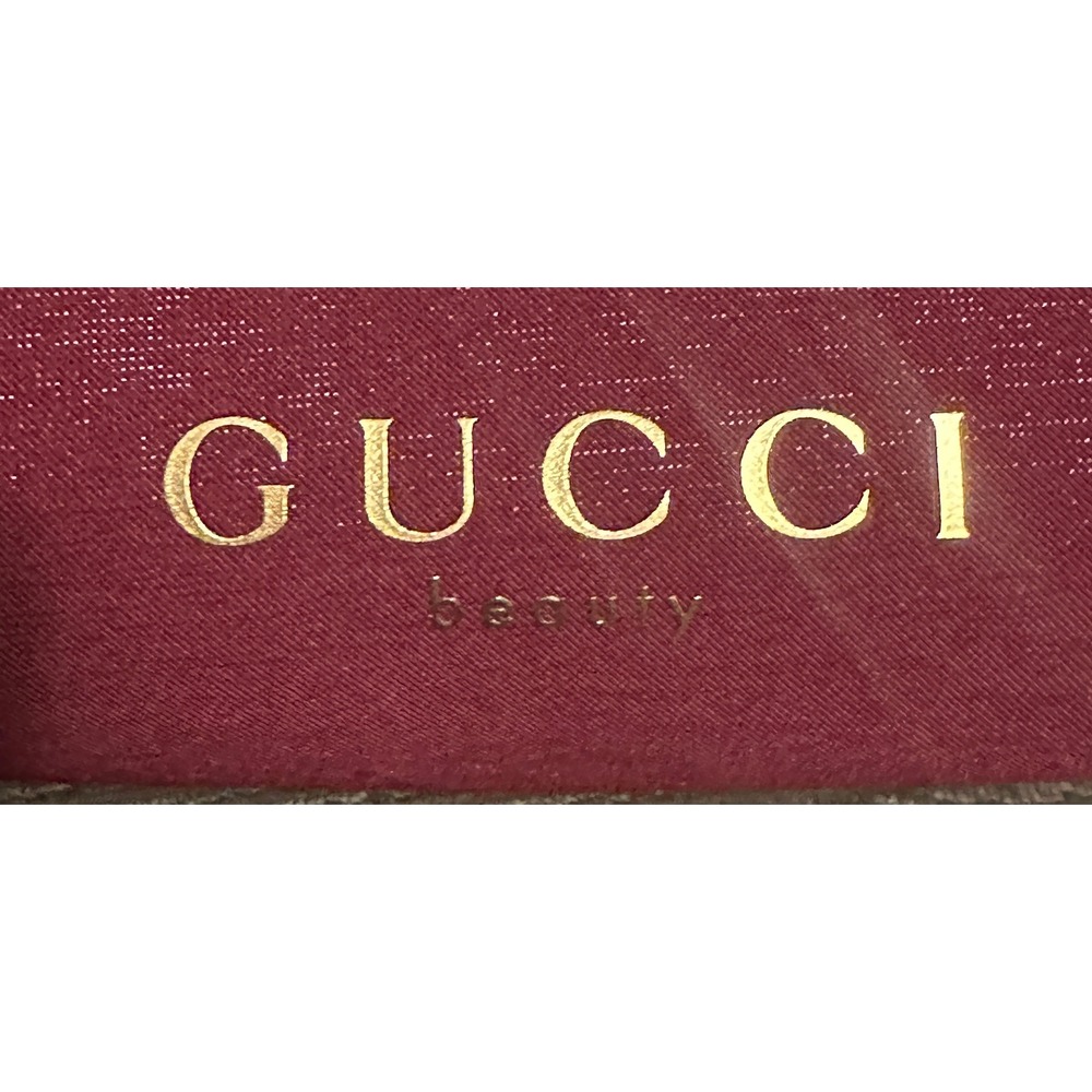 Gucci Beauty Burgundy Shimmer Makeup Bag Cosmetic Pouch Gold Logo New - Picture 2 of 15